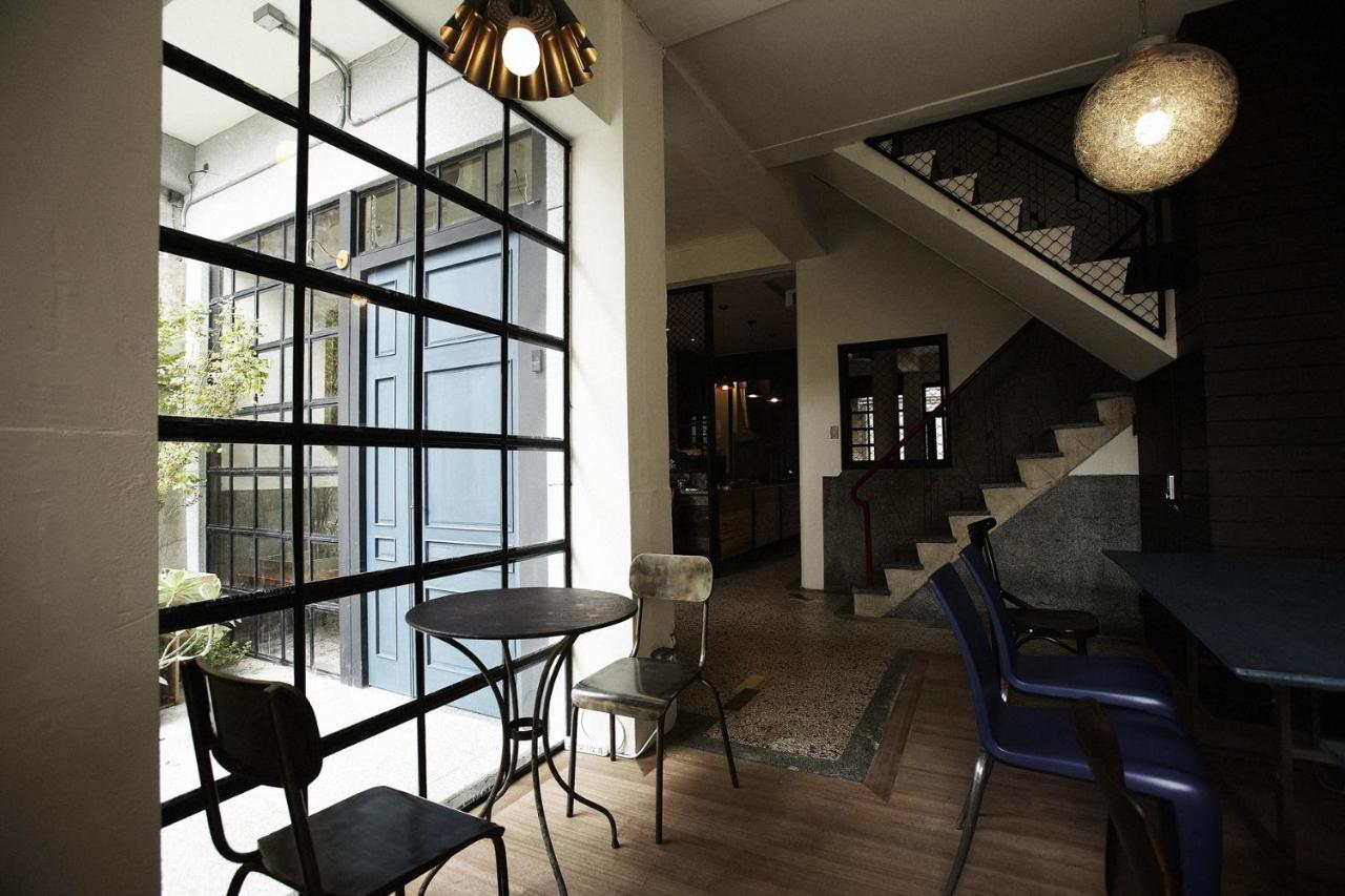 Your Fun Apartment Tainan Exterior foto