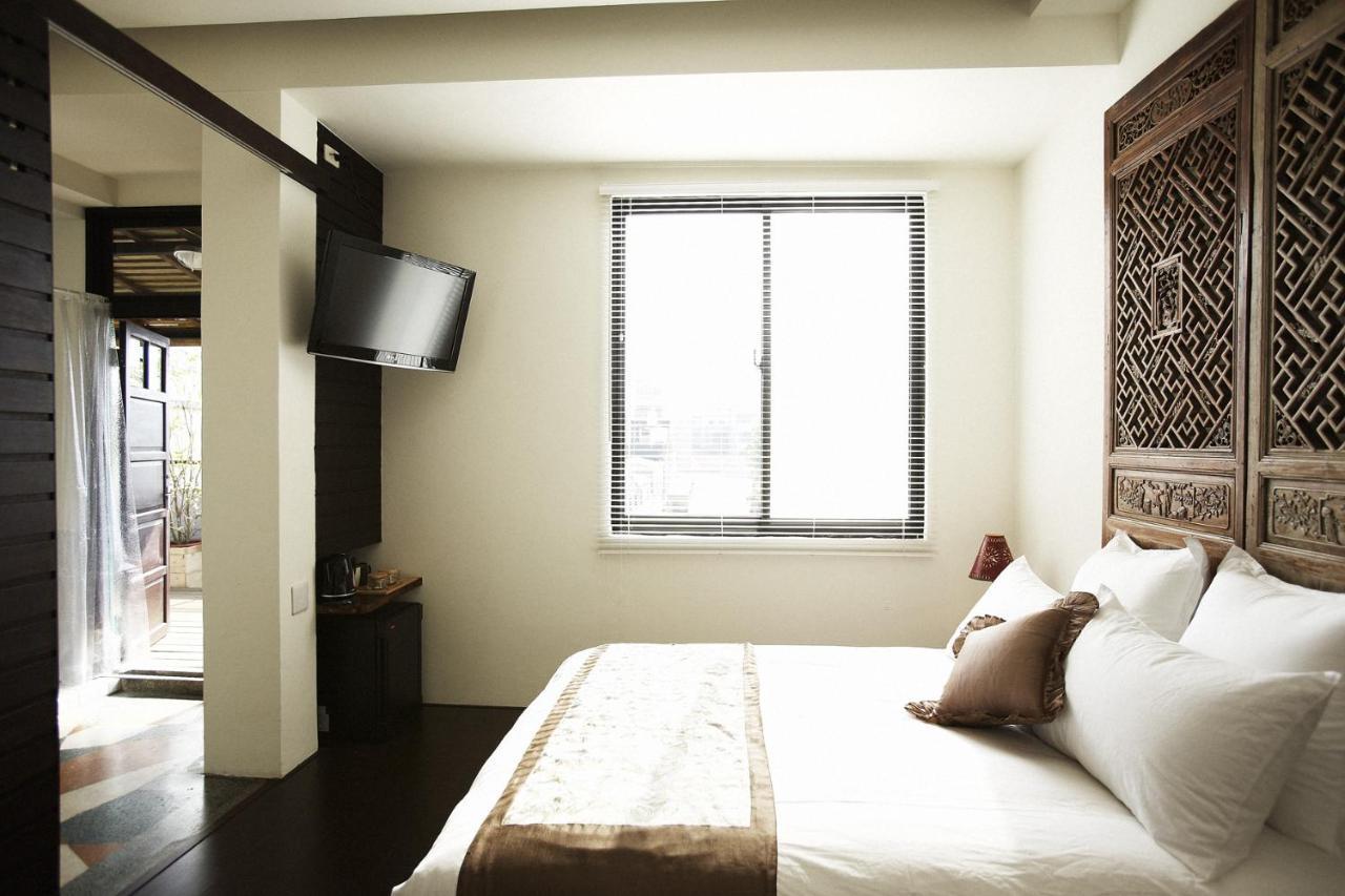 Your Fun Apartment Tainan Exterior foto