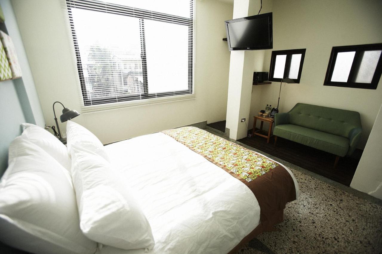 Your Fun Apartment Tainan Exterior foto
